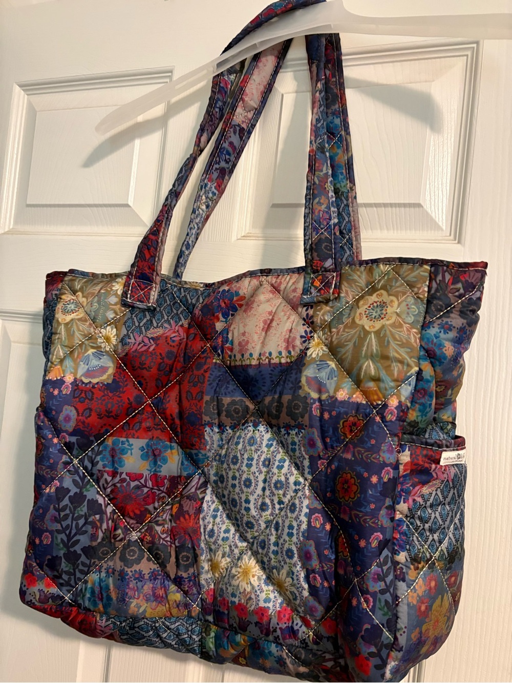 NATURAL LIFE Quilted Puffy Tote